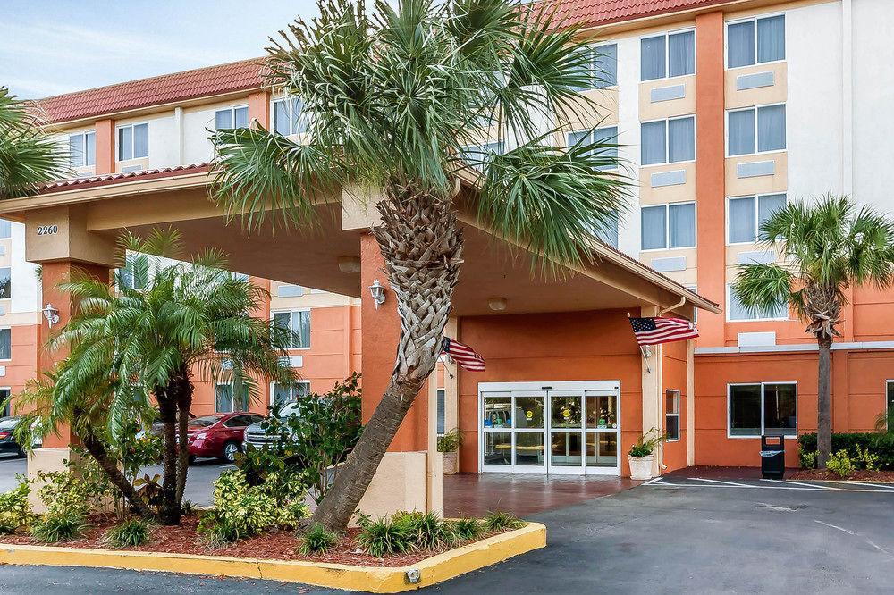 Comfort Inn St Petersburg North Sankt Petersburg Exterior foto
